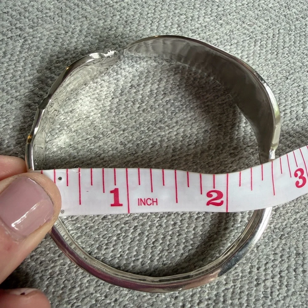 Silverware Spoon Bracelet - Picture 8 of 9